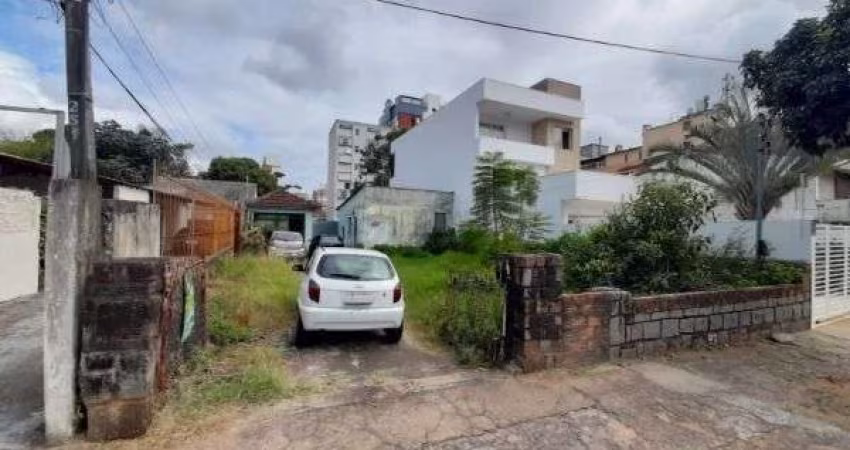 Terreno em Porto Alegre, no bairro São João, à venda.