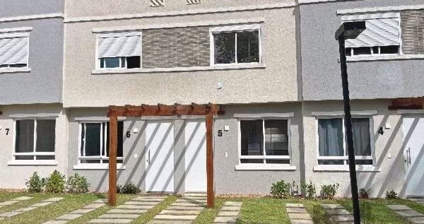 Casa em Porto Alegre, no bairro Vila Nova, com 2 dormitório(s), e 2 banheiros, à venda.