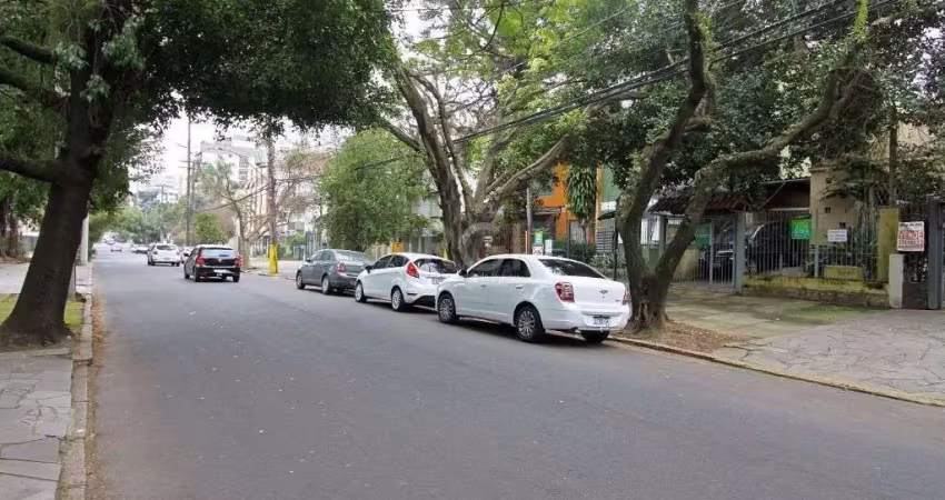 Terreno com casa para comprar com 3 dormitórios 111 m²