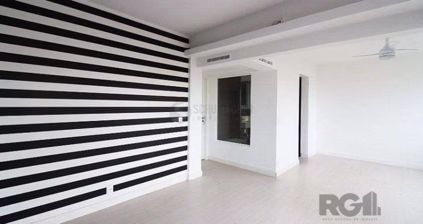 Venda Apartamento 3 quartos, no bairro Moinhos de Vento com 2 banheiros, 1 lavabo, sem garagem