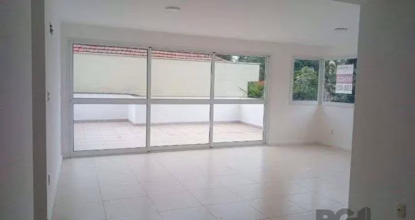 Apartamento garden com 2 suítes, lavado, área de serviço. um pátio enorme muito ensolarado.com 123,34m² de área privativa, 2 vagas