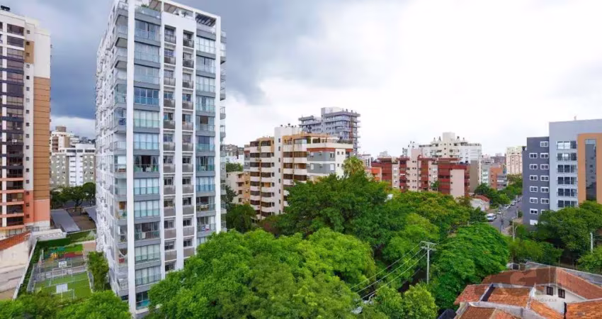 Apartamento de 2 quartos, suíte e 2 vagas de garagem no bairro menino deus