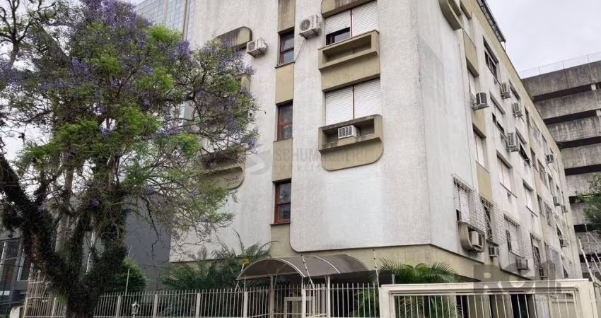 Apartamento - 3 dormitórios - 144,71 m² - Menino Deus