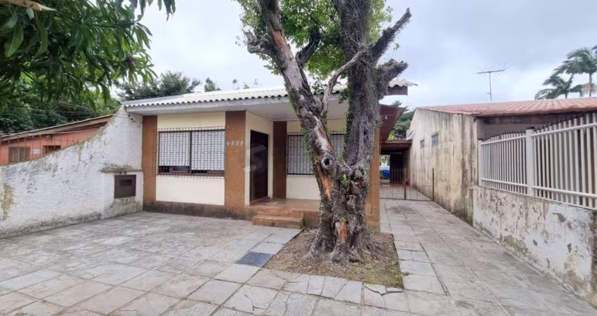 Casa com 3 dormitórios, 200 m² - venda por R$ 600.000,00 ou aluguel por R$ 1.400,00/mês - Cavalhada - Porto Alegre/RS