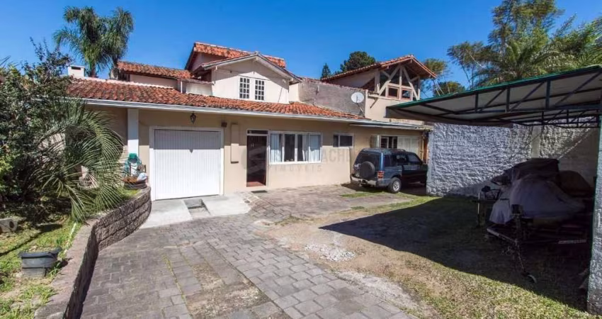Casa para Venda - 281m², 3 dormitórios, sendo 1 suites, 3 vagas - Jardim Isabel