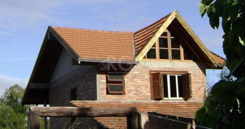 Casa para Venda - 130m², 3 dormitórios, sendo 1 suites, 3 vagas - Hípica