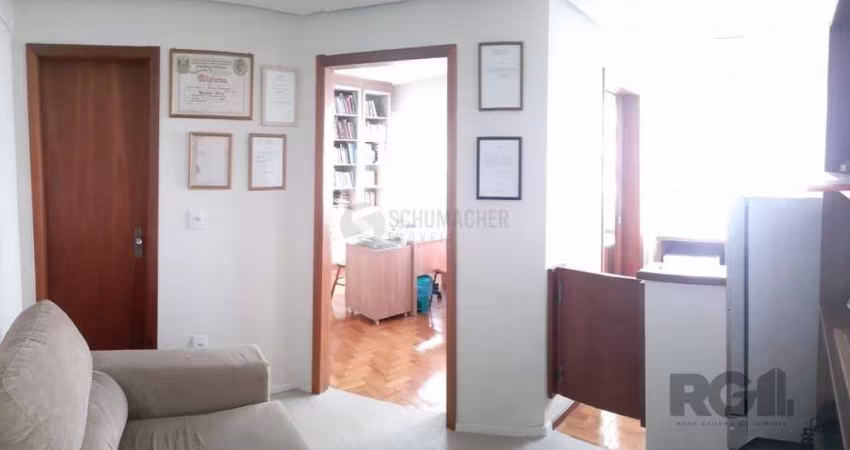 Excelente sala comercial no Centro/Indepêndencia com area privativa de 31m²
