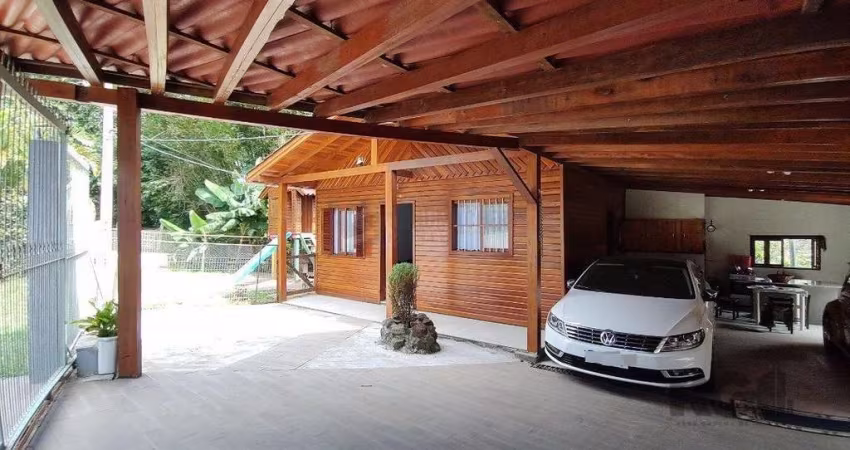 Casa térrea, 2 quartos, edícula com 2 quartos, pático, piscina - Bairro Cavalhado