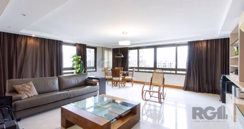 Apartamento na tristeza com três suítes e três vagas