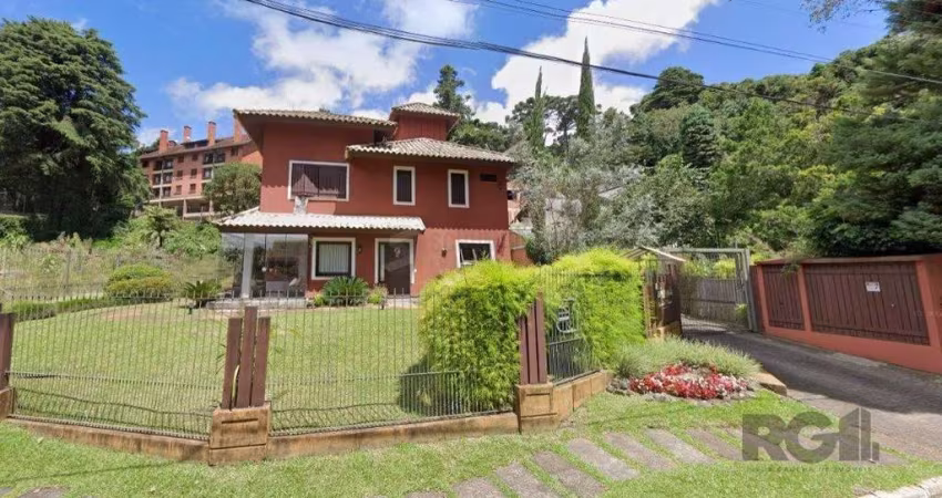Casa condomínio | 4 quartos | 1 suíte | 2 vagas | Gramado - RS