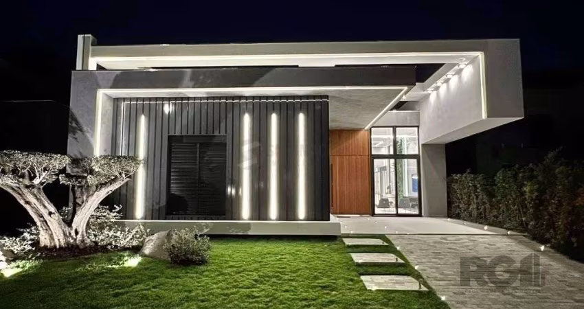 Casa térrea no Condomínio Velas da Marina com 4 suítes, piscina e 243m² privativos
