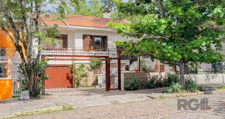 Casa com 3 Quartos e 2 vagas à venda, 344 m² por R$ 2.995.000,00