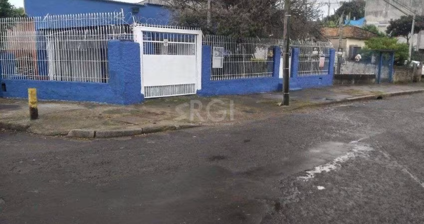 Casa para Venda - 90m², 3 dormitórios, sendo 1 suites, 1 vaga - Passo das Pedras