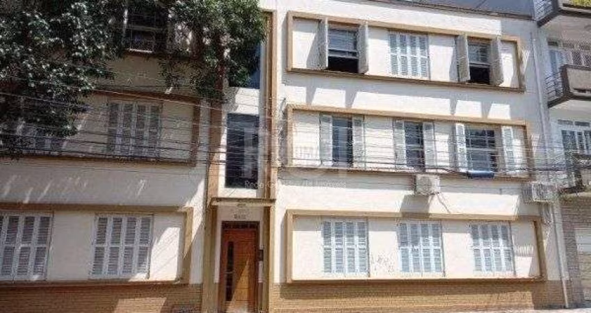 Apartamento no Bom Fim de 3 dormitórios frente com 103m²