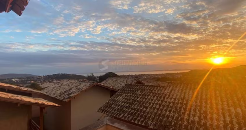 Casa Condominio para Venda - 1200m², 3 dormitórios, sendo 1 suites, 2 vagas - Ipanema