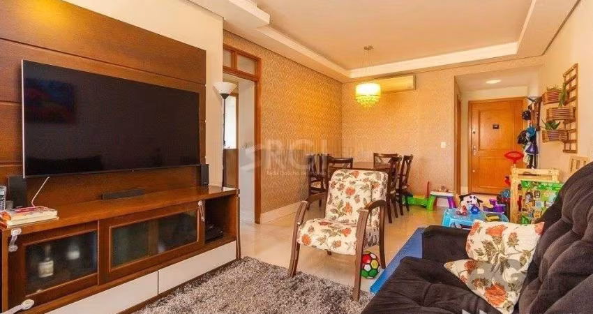 Apartamento de 95m2, de 3 dormitórios, 1 suíte, 1 vaga, no Menino Deus, em Porto Alegre