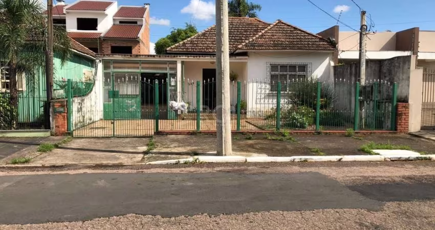 Casa para Venda - 220m², 4 dormitórios, 2 vagas - Fátima