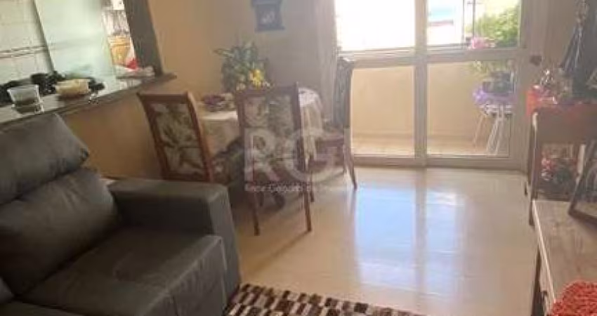 Apartamento com 2 quartos, varanda, 1 vaga de garagem, no bairro Cavalhada, Porto Alegre/RS