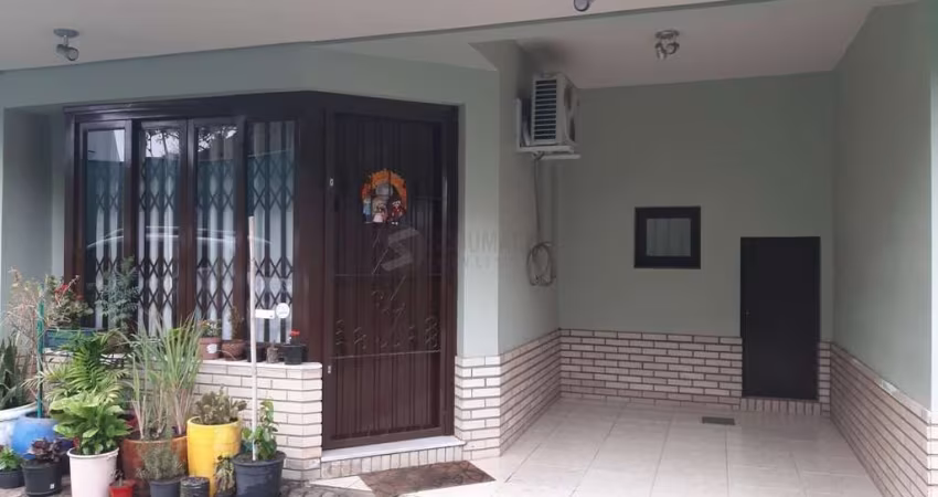 Casa para Venda - 135.29m², 3 dormitórios, sendo 1 suites, 1 vaga - Ipanema