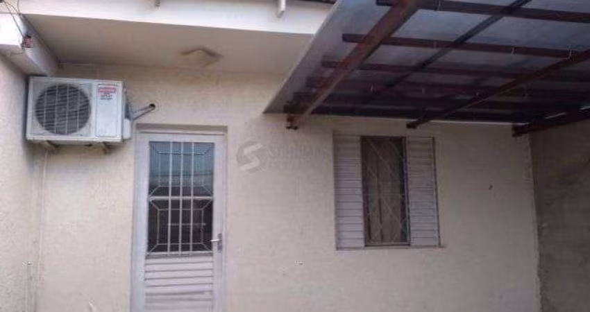 Casa no bairro Hípica - 3 dormitórios