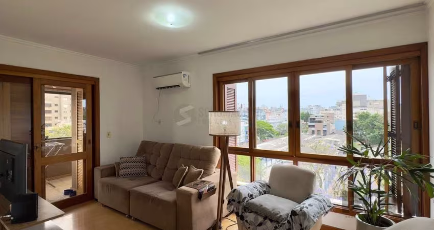 APARTAMENTO MOBILIADO DE 96M² COM 3 DORMITÓRIOS, SUÍTE E VAGA DE GARAGEM NO MENINO DEUS