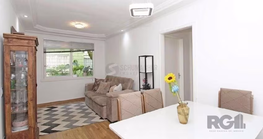 Apartamento 2 dormitórios, vaga de garagem, no bairro Camaquã, Porto Alegre/RS.