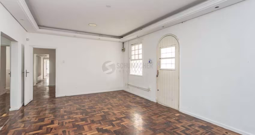 Casa Comercial com Espaço Versátil no Bairro Cristo Redentor - Oportunidade Única!