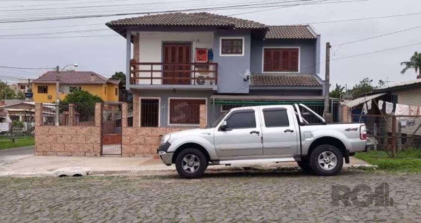 Casa sobrado 2 dormitórios, 2 vagas de garagem, Bairro Parque Ipiranga