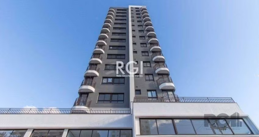 Loft com terraço privativo em L, possui 1 dormitório