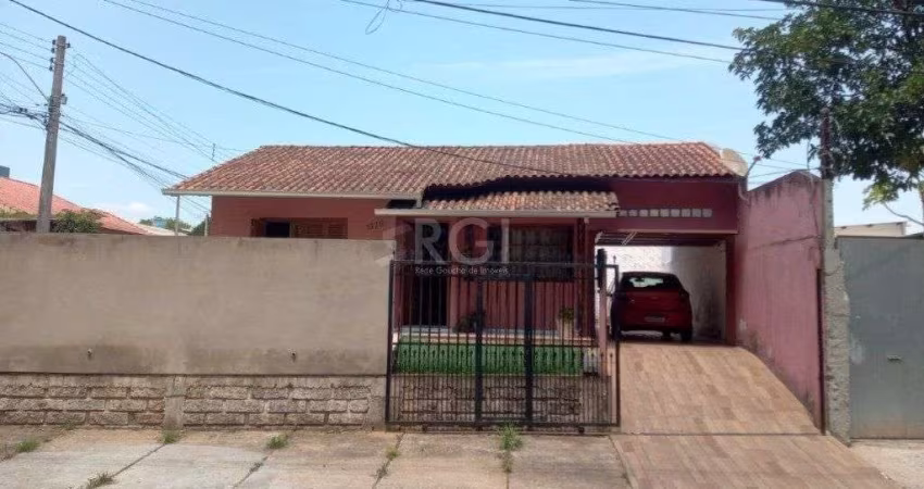 Casa para Venda - 52.5m², 2 dormitórios, 2 vagas - Bom Sucesso