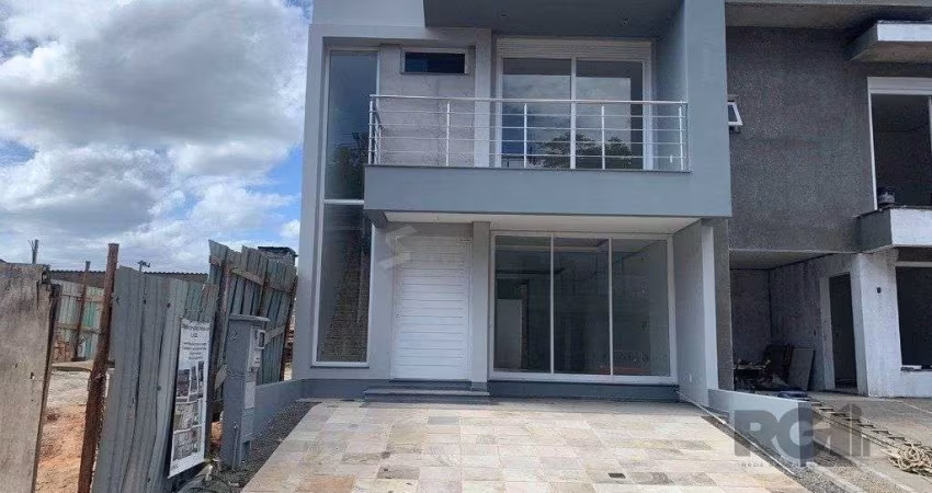 Excelente sobrado de 150m² com 4 dormitórios e 2 vagas.