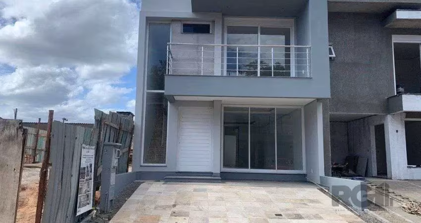 Excelente sobrado de 150m² com 4 dormitórios e 2 vagas.