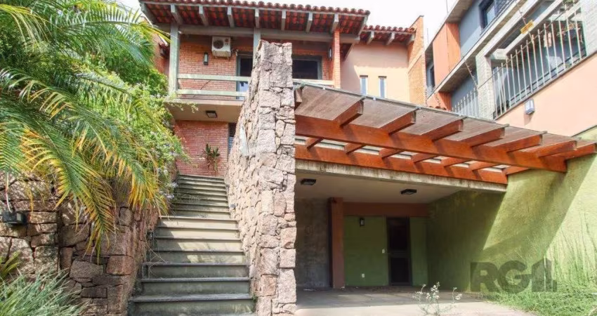 Casa de 3 dormitórios no Jardim Isabel com vista para o Guaíba.