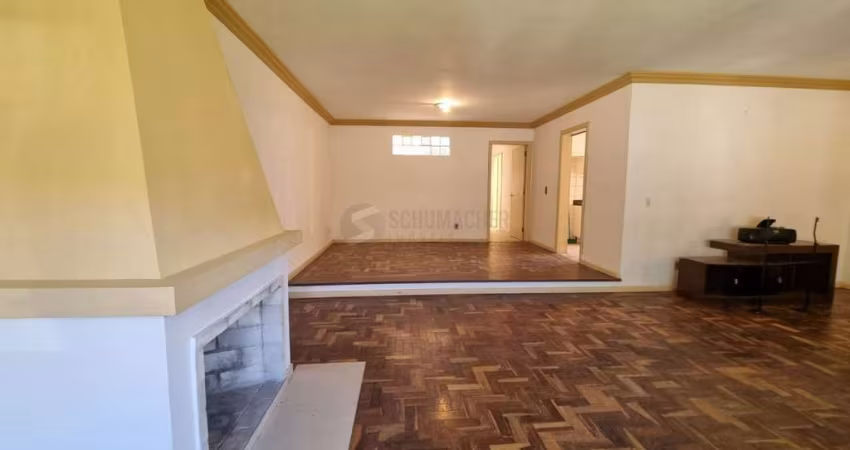 Casa Térrea 3 dormitórios prox a Orla de Ipanema