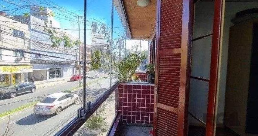 APARTAMENTO COM 03 QUARTOS NO BAIRRO SÃO GERALDO.