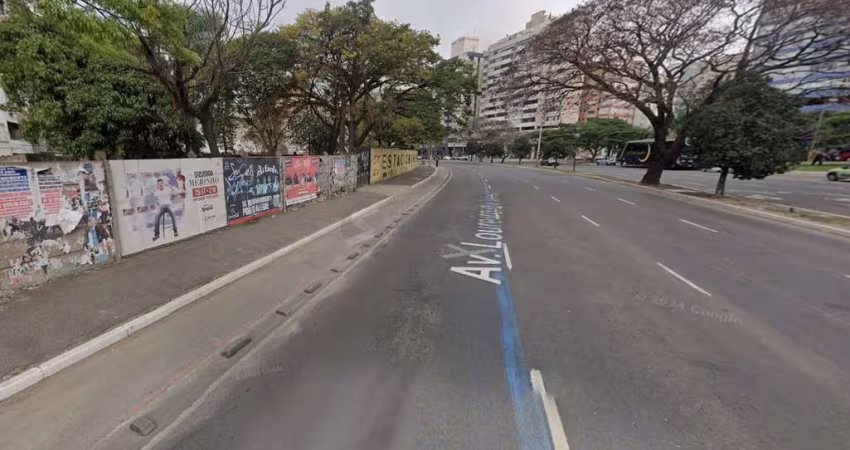 Terreno na Av Loureiro da Silva com 542m², Cidade Baixa, POA