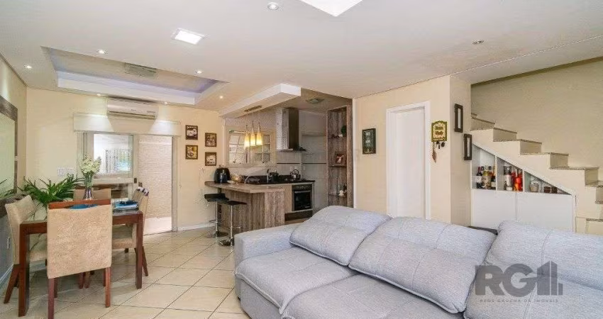 Casa sobrado no Sarandi de 3 dormitórios e vaga