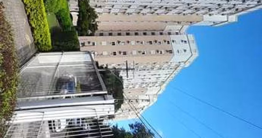 Apartamento de 2 quartos, suíte e 1 vaga de garagem no bairro Jardim Carvalho