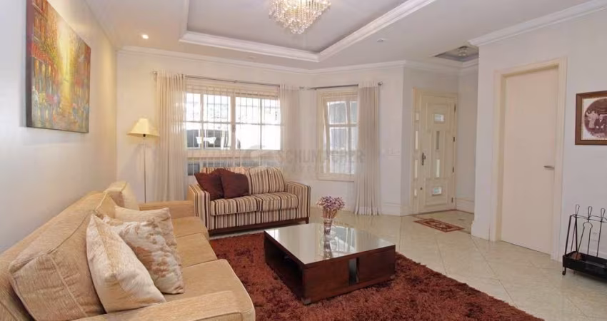 Casa com 4 dormitórios no Bairro Jardim Itu