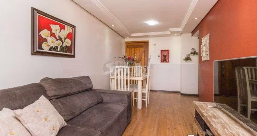 Apartamento á Venda - 71.5m², 2 dormitórios, sendo 1 suíte, 1 vaga - Petrópolis