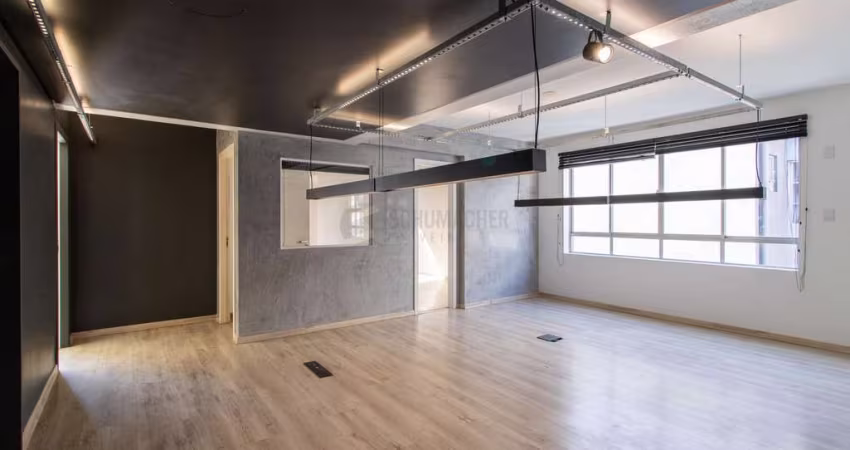 Andar inteiro de 214 m²