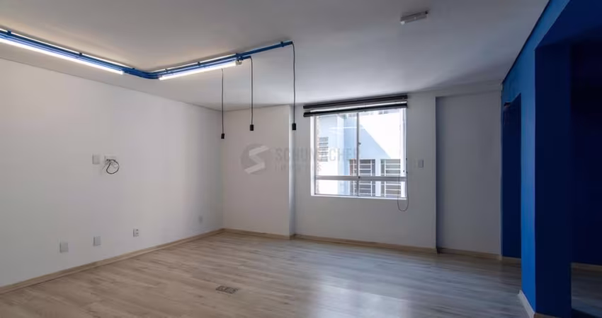 Andar inteiro com 214 m²