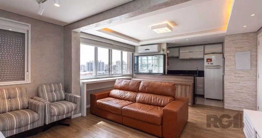 Apartamento na Azenha de 2 dormitórios vaga e infra
