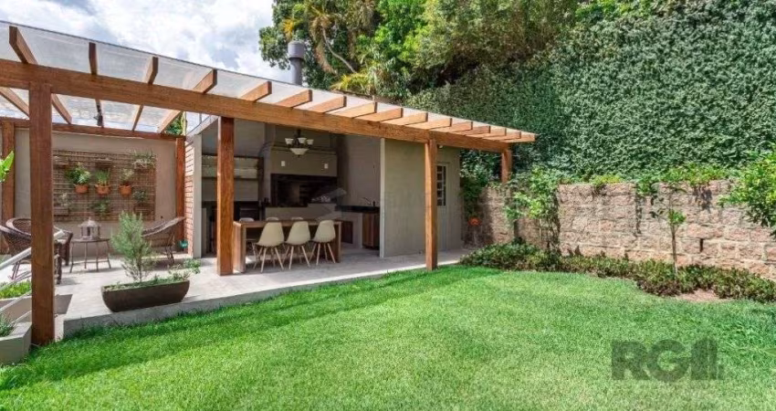 Casa para comprar em área nobre perto do Iguatemi!! 3 quartos com suíte, 4 vagas com 261m² lindamente decorados - Chácara das Pedras