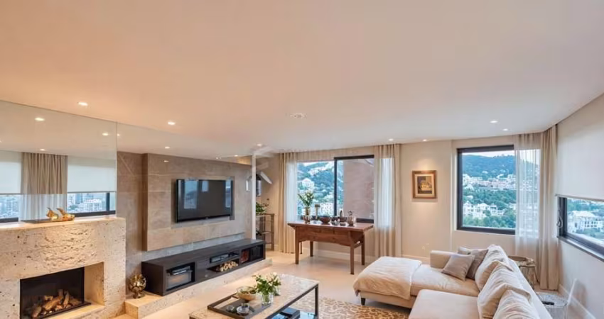 Apartamento alto padrão com 3 suítes, 168 m², hidromassagem e 3 vagas -Rio Branco