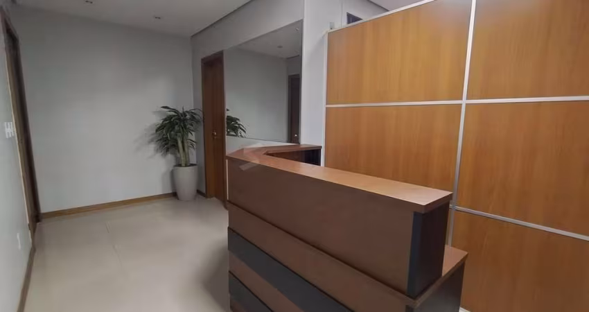 Sala Comercial em Mont Serrat