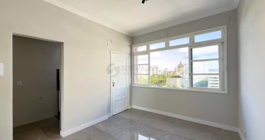 Apartamento totalmente reformado no centro de Porto Alegre