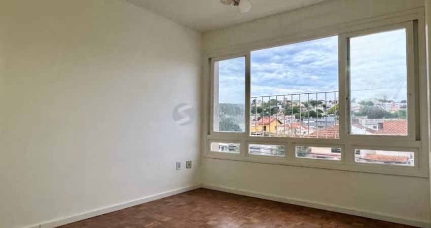 Apartamento com 2 dormitórios, dependência e 1 vaga no Bairro Menino Deus