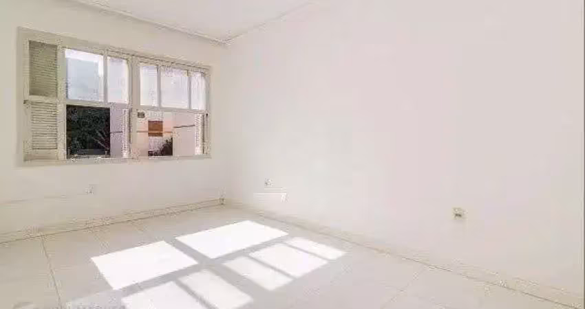 Vende-se apartamento semi-mobiliado de 2 quartos - menino deus