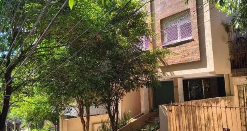 Apartamento em Auxiliadora
